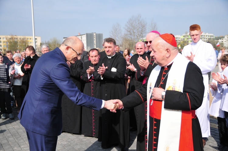 Błogosławieństwo ulicy Emilii i Karola Wojtyłów