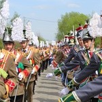 Parada straży grobowych