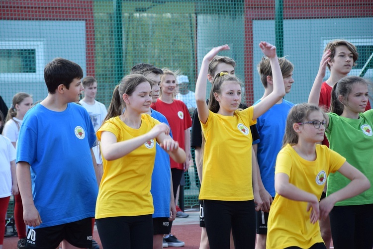 Poświęcenie kompleksu sportowego w Międzyborowie