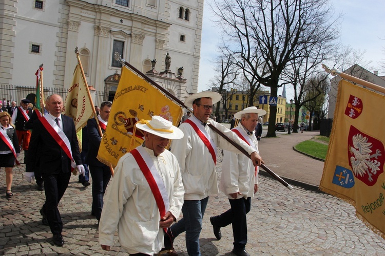 80-lecie Regionalnego Koła Pszczelarzy w Łowiczu