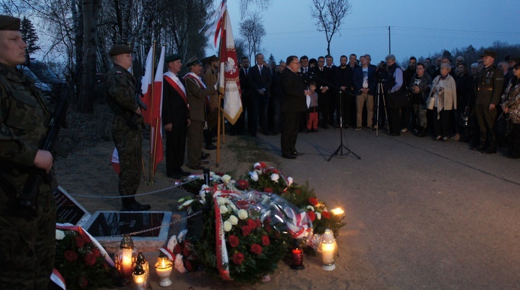 Pamięci żołnierzy wyklętych w Szyszkach