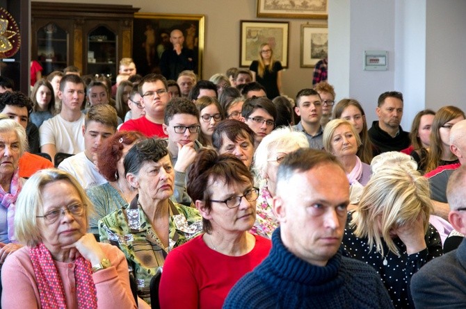 Debata o Marcinie Lutrze i konfesji luterańskiej