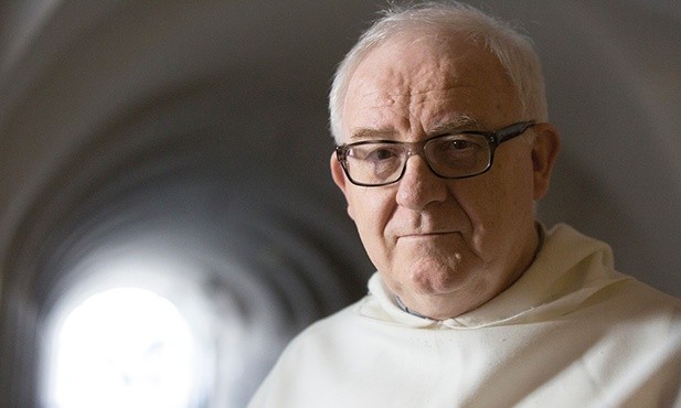 Ojciec Jacek Salij – dominikanin, teolog, pisarz, publicysta.