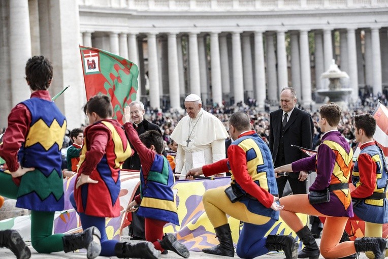 Franciszek: Nie istnieje ewangelizacja z fotela