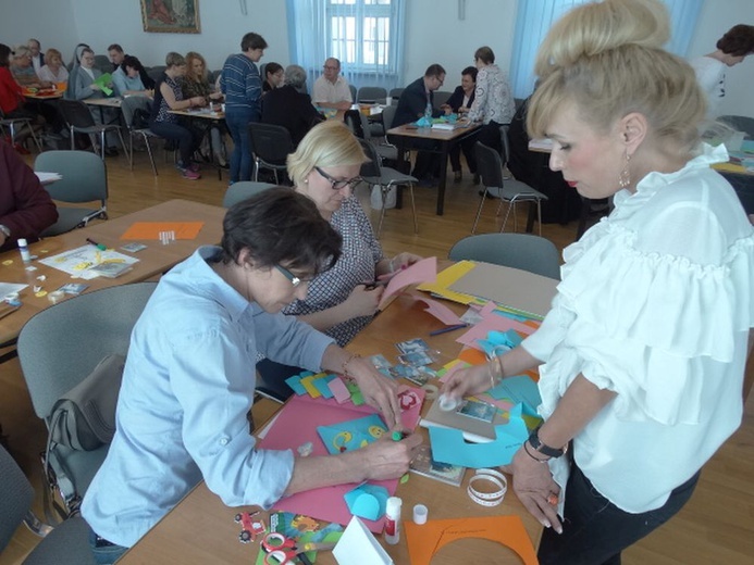 Lapbook - kreatywna metoda pracy z dziećmi na katechezie