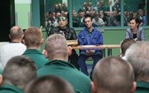 Muniek Staszczyk w więzieniu w Opolu Lubelskim