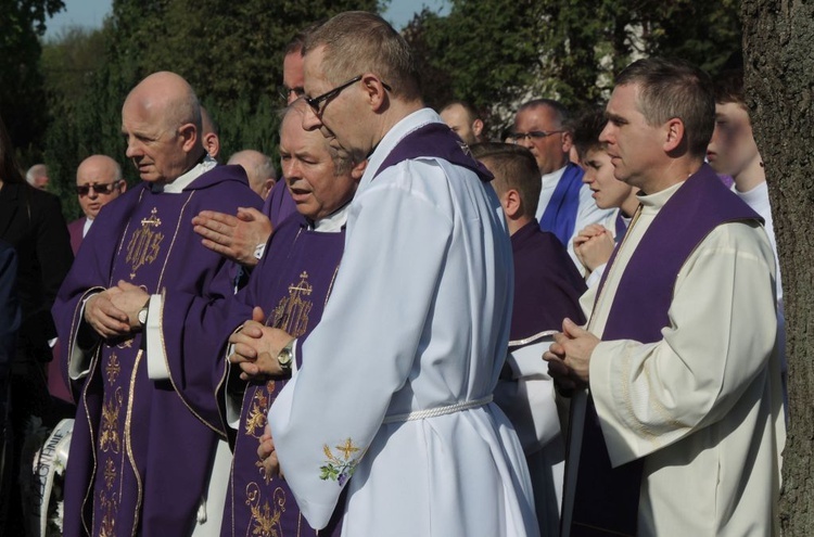 Pogrzeb śp. ks. prałata Józefa Śliża w Wapienicy