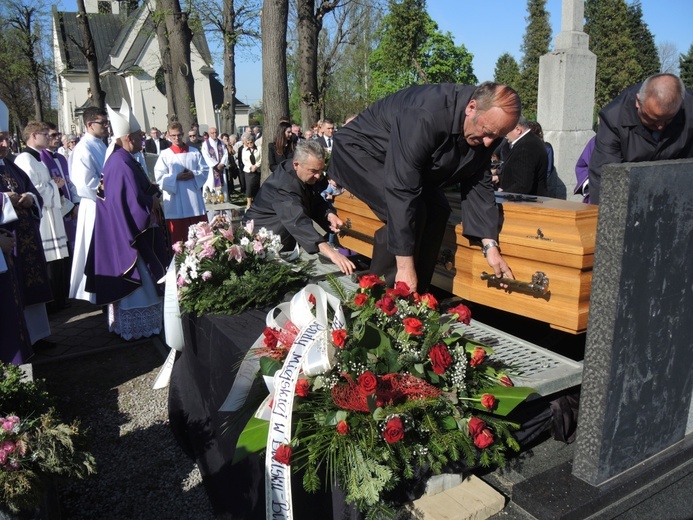 Pogrzeb śp. ks. prałata Józefa Śliża w Wapienicy