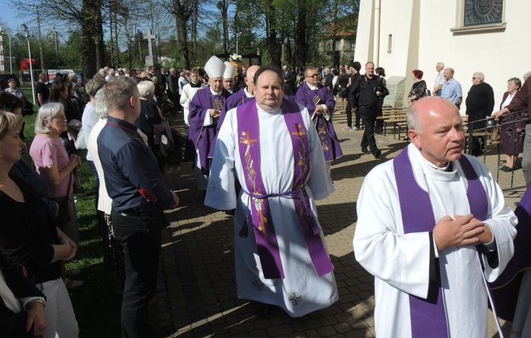 Pogrzeb śp. ks. prałata Józefa Śliża w Wapienicy