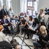 Opiekunowie osób niepełnosprawnych poprosili o spotkanie z prezydentem
