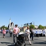 Inauguracja synodu. Nabożeństwo i procesja