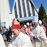 Inauguracja synodu. Nabożeństwo i procesja