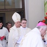 Inauguracja synodu. Nabożeństwo i procesja