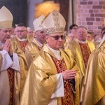 Święcenia bp. Janusza Ostrowskiego w Olsztynie