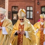 Święcenia bp. Janusza Ostrowskiego w Olsztynie