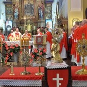 Relikwie w sanktuarium św. Stanisława BM w Szczepanowie
