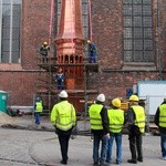 Sygnaturka wróciła na dach bazyliki Mariackiej w Gdańsku