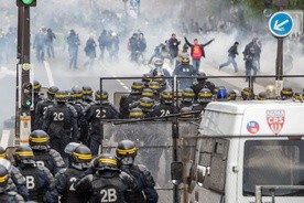 W Paryżu starcia z policją