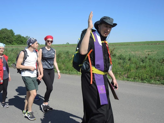 7 grup w drodze do Wieprza - 2. dzień - 2018