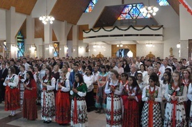 Msza św. w kościele w Ochotnicy Górnej