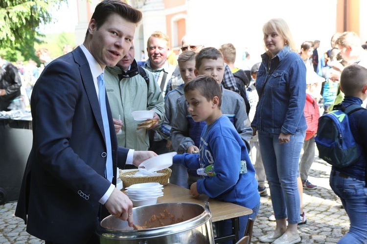 Paradyż - pielgrzymka służby liturgicznej