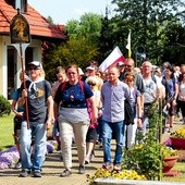 Cel pielgrzymki: sanktuarium Matki Bożej Trzykroć Przedziwnej.