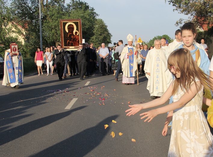 Maryja w gościnie w Miedzeszynie