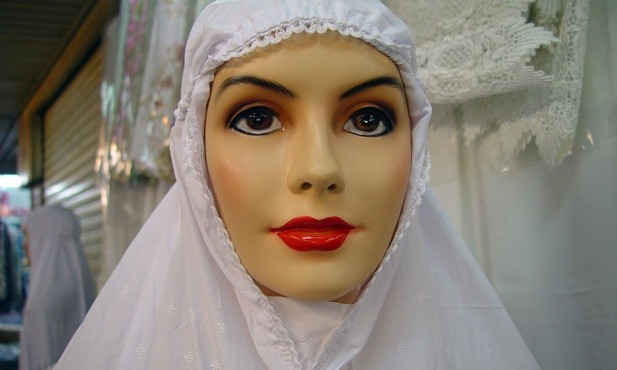 Manekin w hidżabie
