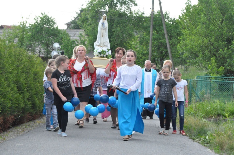 Procesja fatimska w Zawadzie Uszewskiej