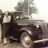 Szczęśliwe małżeństwo oraz kupiony za wiano chevrolet. Rok 1937.