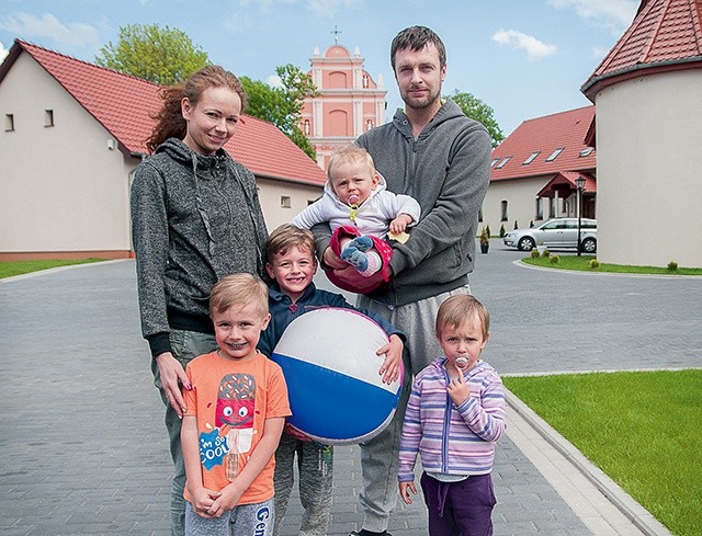 Dla Ani i Bogumiła Nowaków warsztaty to okazja do złapania oddechu i zrobienia czegoś dla rodziny. 