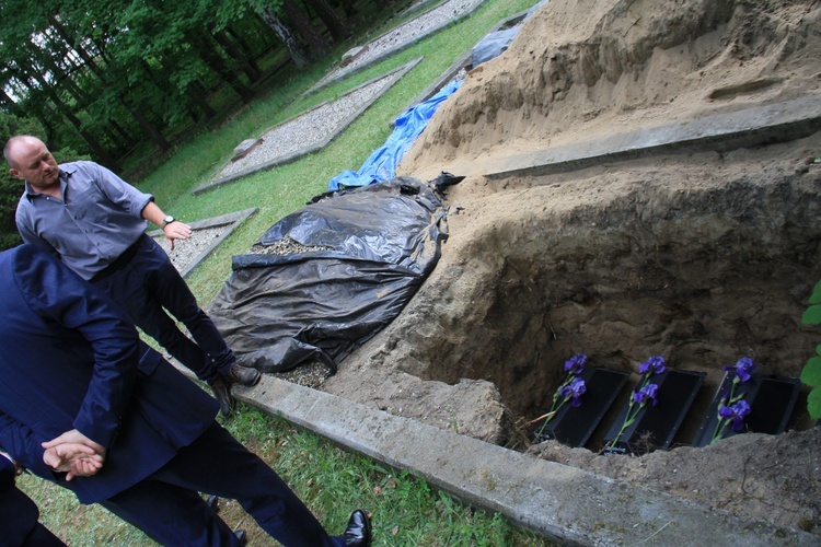 Pochówek szczątków żołnierzy radzieckich