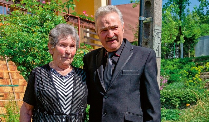 Bronisław Moskot i jego żona Maria mają nieocenione zasługi przy budowie kościoła w Wetlinie.