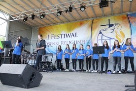 Pierwszy Festiwal Muzyki Religijnej "Niech Zstąpi Duch Twój"