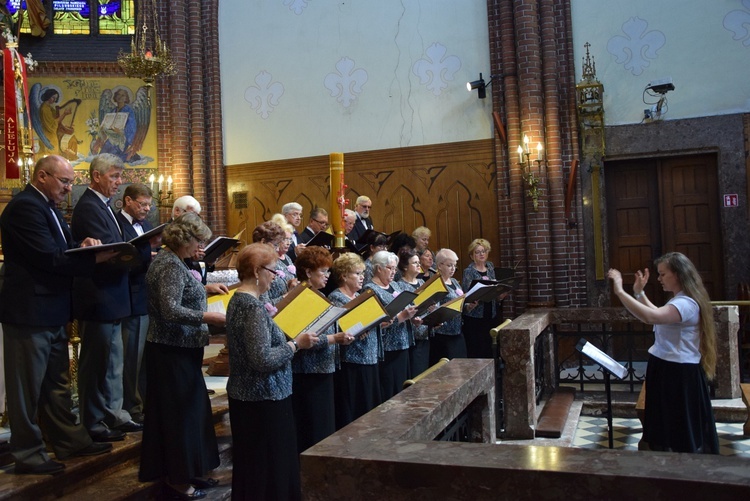 Koncert pieśni maryjnych