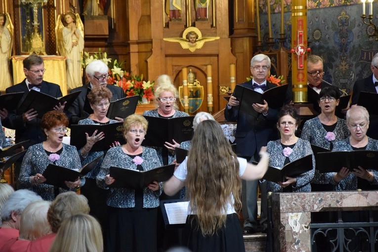 Koncert pieśni maryjnych