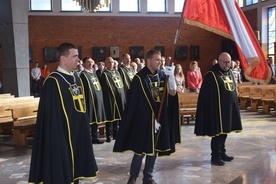 W uroczystości wzięli udział rycerze zakonu z ich generałem Krzysztofem Wąsowskim