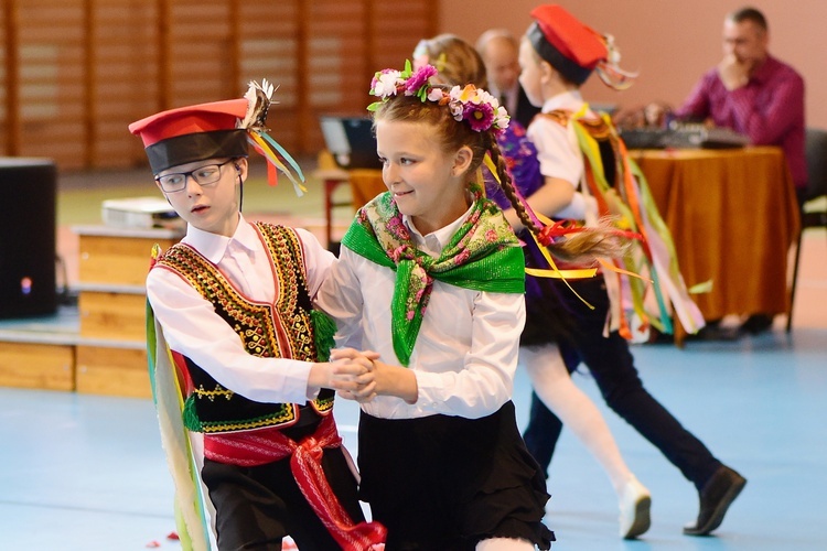 XI Festiwalu Piosenki i Pieśni Patriotycznej w Jezioranach