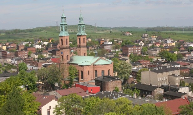 Ks. Nieszporek: Piekary to bazylika dwóch papieży... to jak Rzym