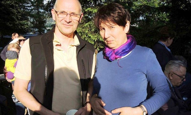 Ewa i Piotr Gliwiccy z rodzicielskiego Kręgu Dobroczynności ZHR