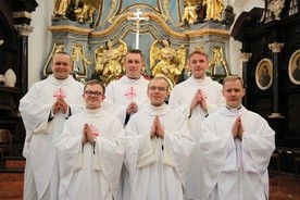 Nowi prezbiterzy diecezji łowickiej