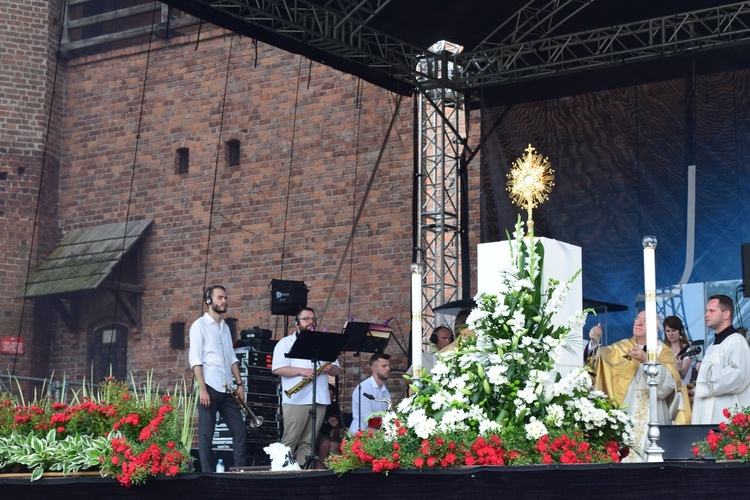 Koncert uwielbienia oczami uczestników