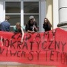 Protest na UW bez wsparcia Parlamentu Studentów ani samorządu studentów UW