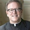 Robert Barron, biskup pomocniczy. Los Angeles. Twórca apostolatu medialnego  „Word on Fire”.