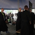 Bp Iwanecki na Festiwalu Życia