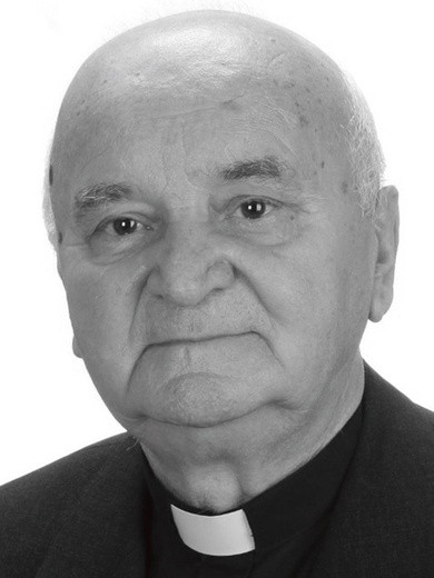 Ks. Stanisław Holona