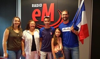 Grażyna, Damien, Oliwia i Tomek Lorente: Allez les Bleus!