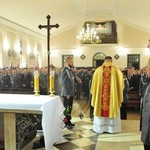 Święto Policji w Puławach. Uroczystości w kościele garnizonowym