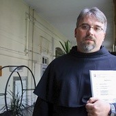 ►	Franciszkanin mówi, że katakumby legnickiego kościoła to dobre miejsce na pielęgnowanie tradycji i wspomnień kresowych. Także tych najbardziej dramatycznych.