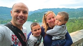 Domagoj i Kasia z synami w Chorwacji